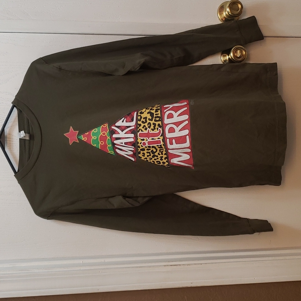 Cotton Heritage dark green Christmas long sleeve Tee